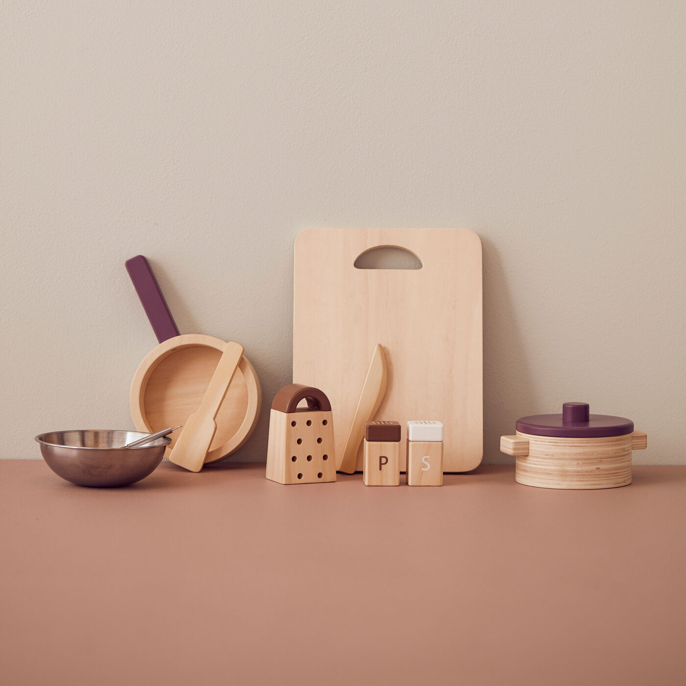 The Baby Concept Wooden Kitchen Blender Toy Set – Thebabyconcept