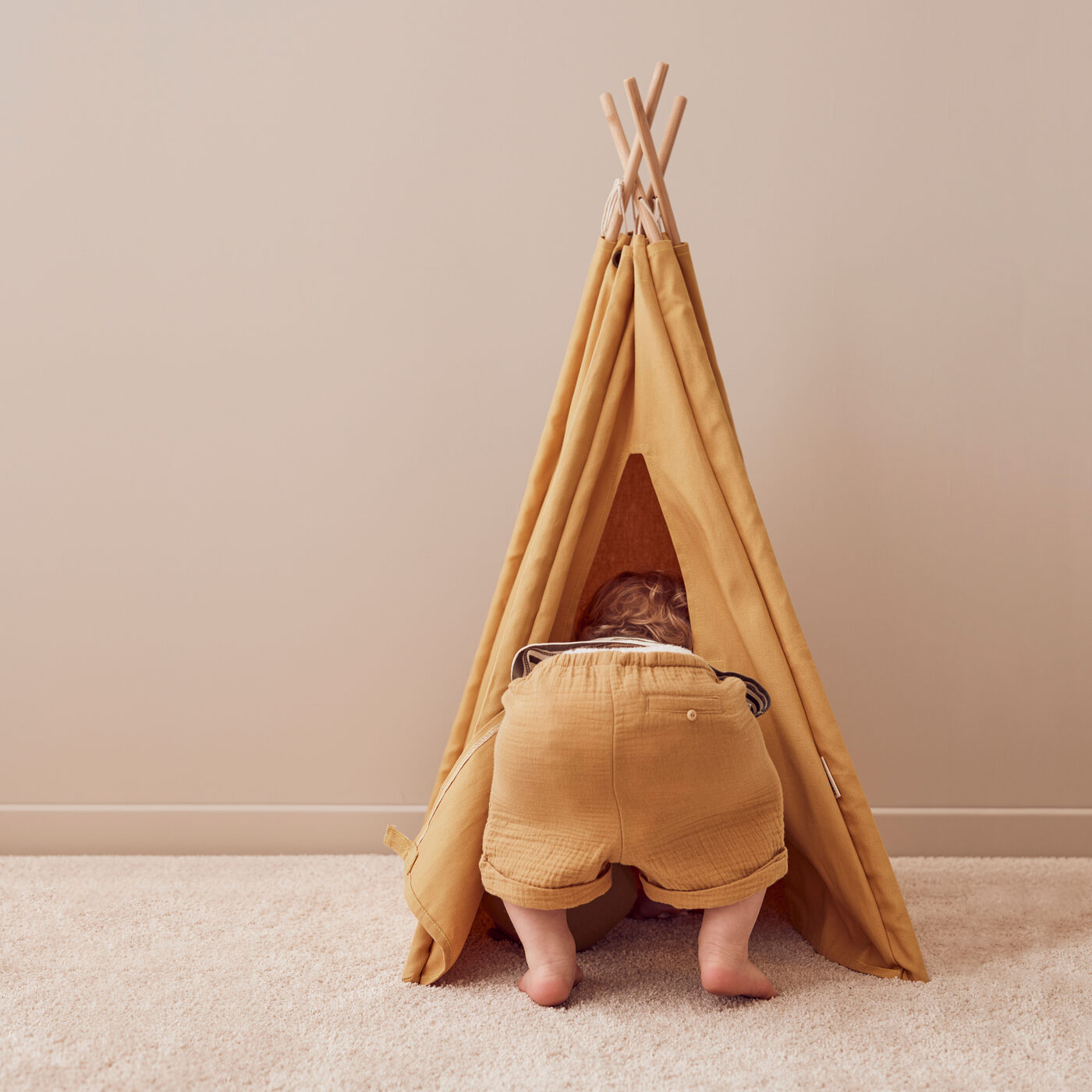 Kids shop concept tipi