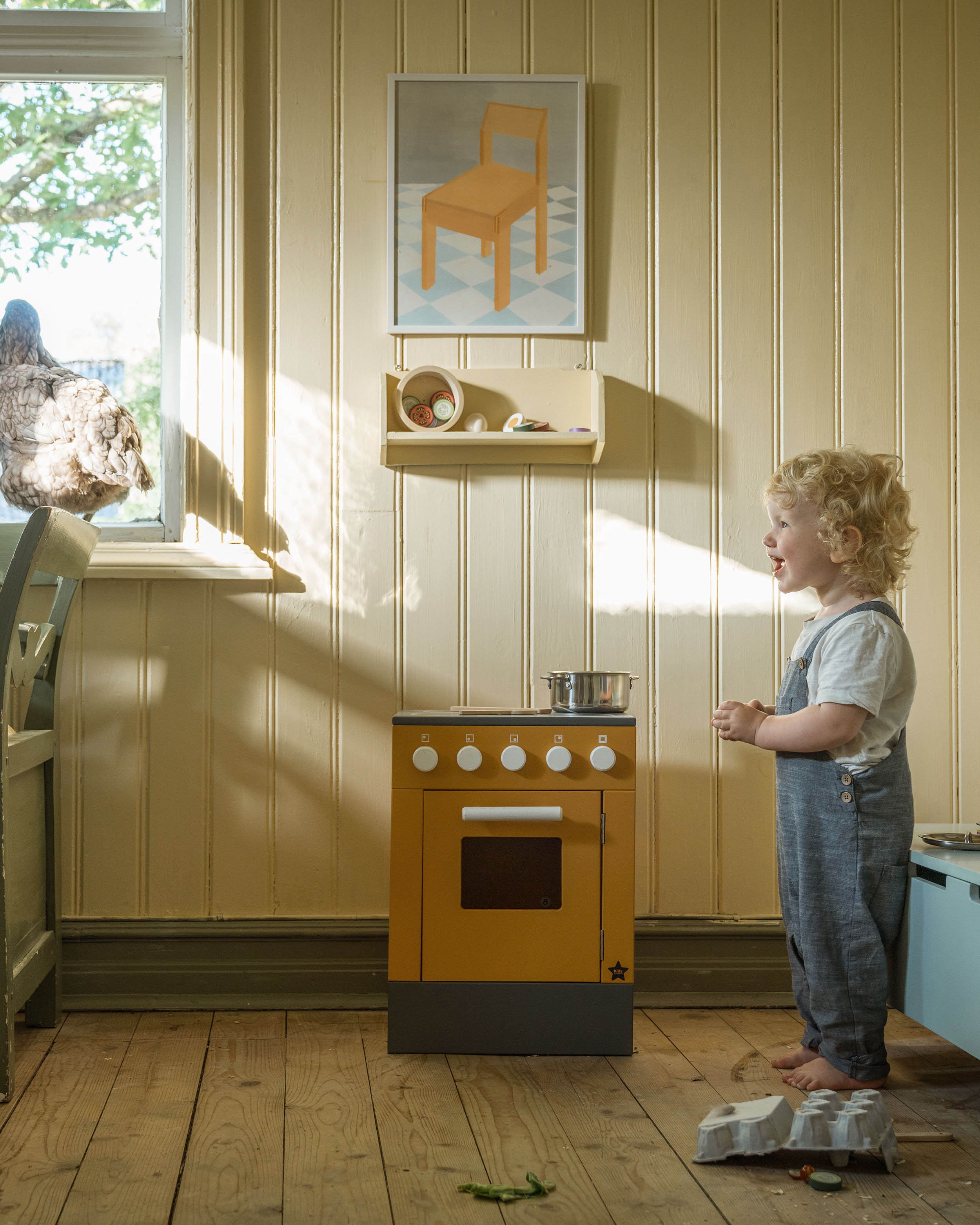Play stove yellow Kid s Concept